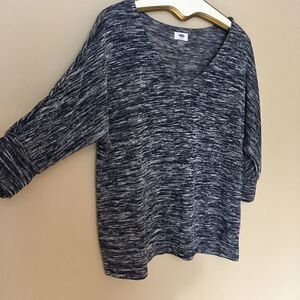 Old Navy dolman sleeve v neck navy & white sweater